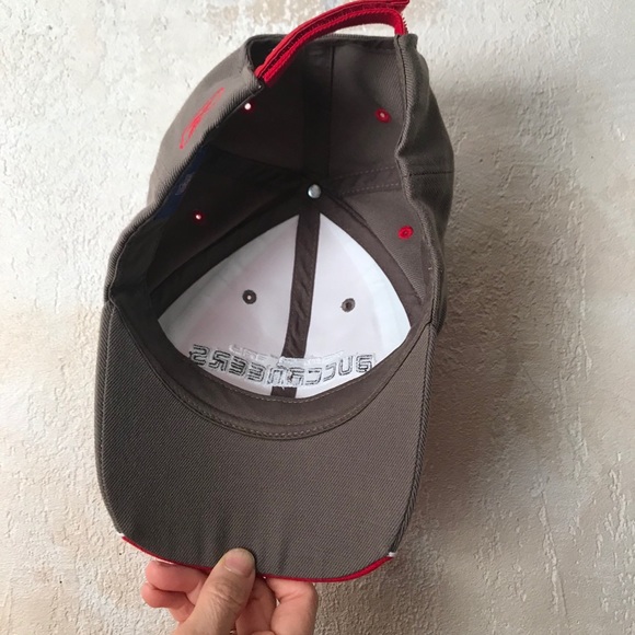 NFL Reebok Tampa Bay Buccaneers Baseball Cap - Picture 4 of 6